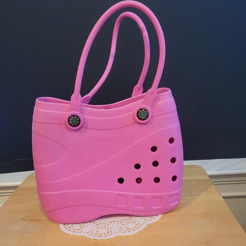 OPTARI SOL TOTE Hot Pink Waterproof  Beach Bag / Purse Croc Inspired Look